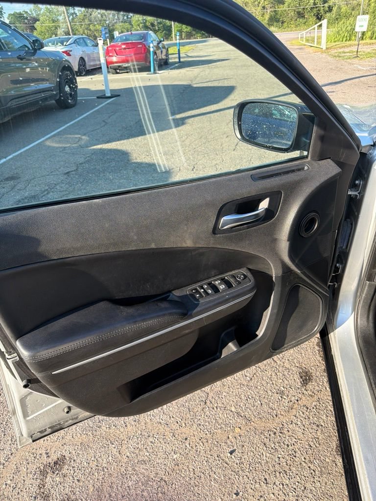 Used 2022 Dodge Charger Police AWD/4WD image 10