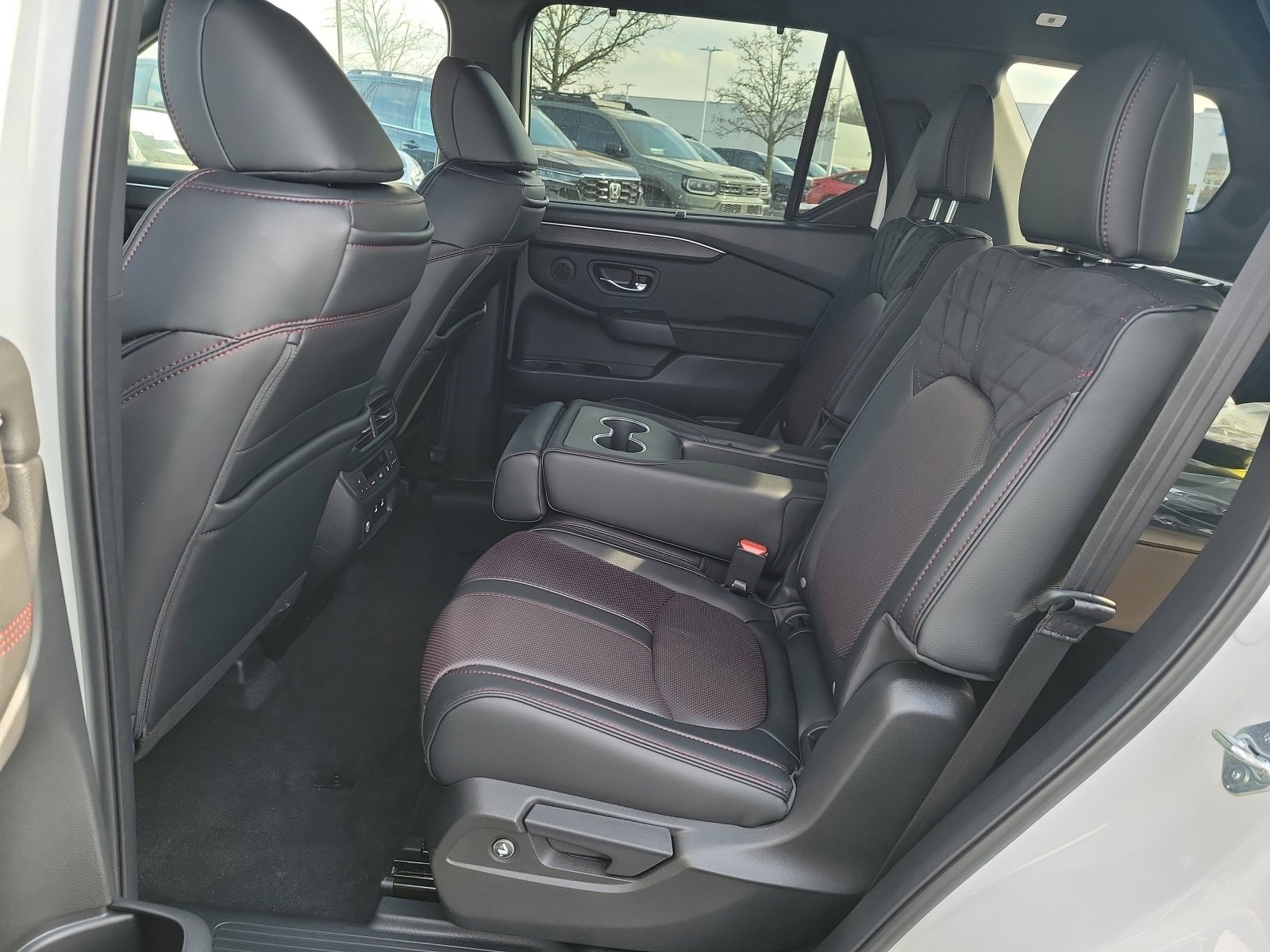 New 2026 Honda Pilot Black Edition image 28