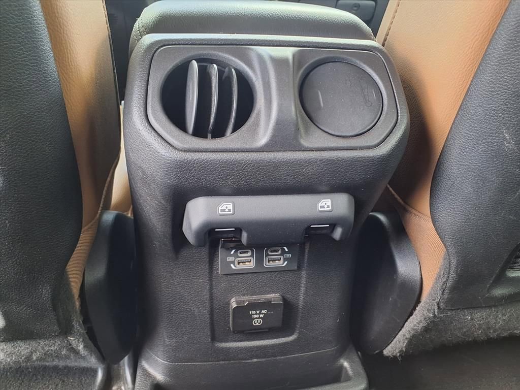 Used 2021 Jeep Wrangler Unlimited Rubicon 4xe w/ Cold Weather Group image 17