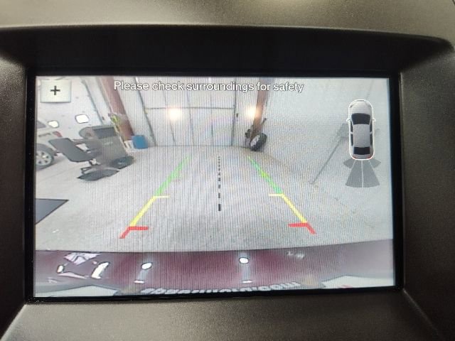 Used 2018 Ford Edge Titanium w/ Ford Safe & Smart Package FWD image 27