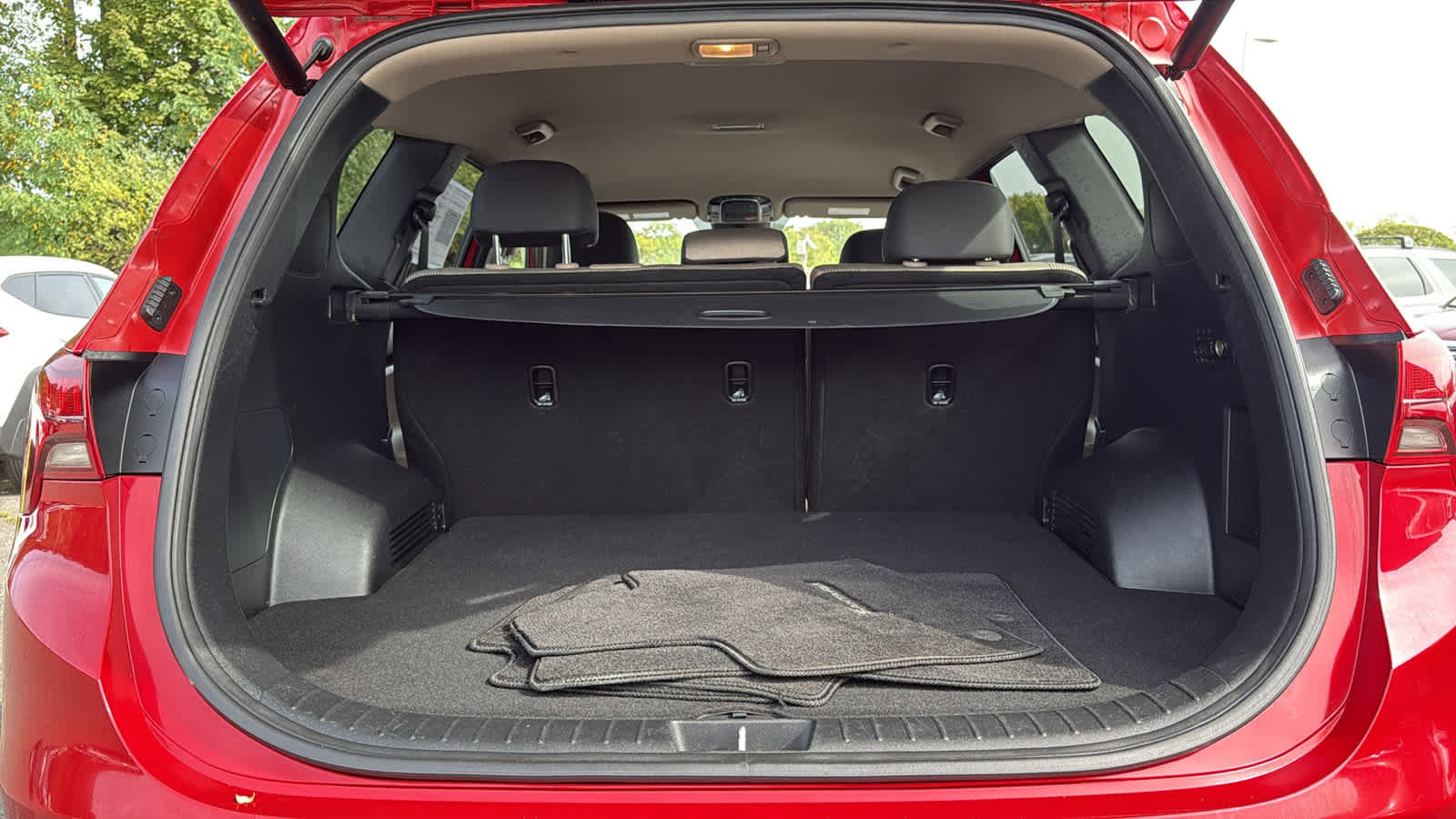 Used 2023 Hyundai Santa Fe SEL image 27