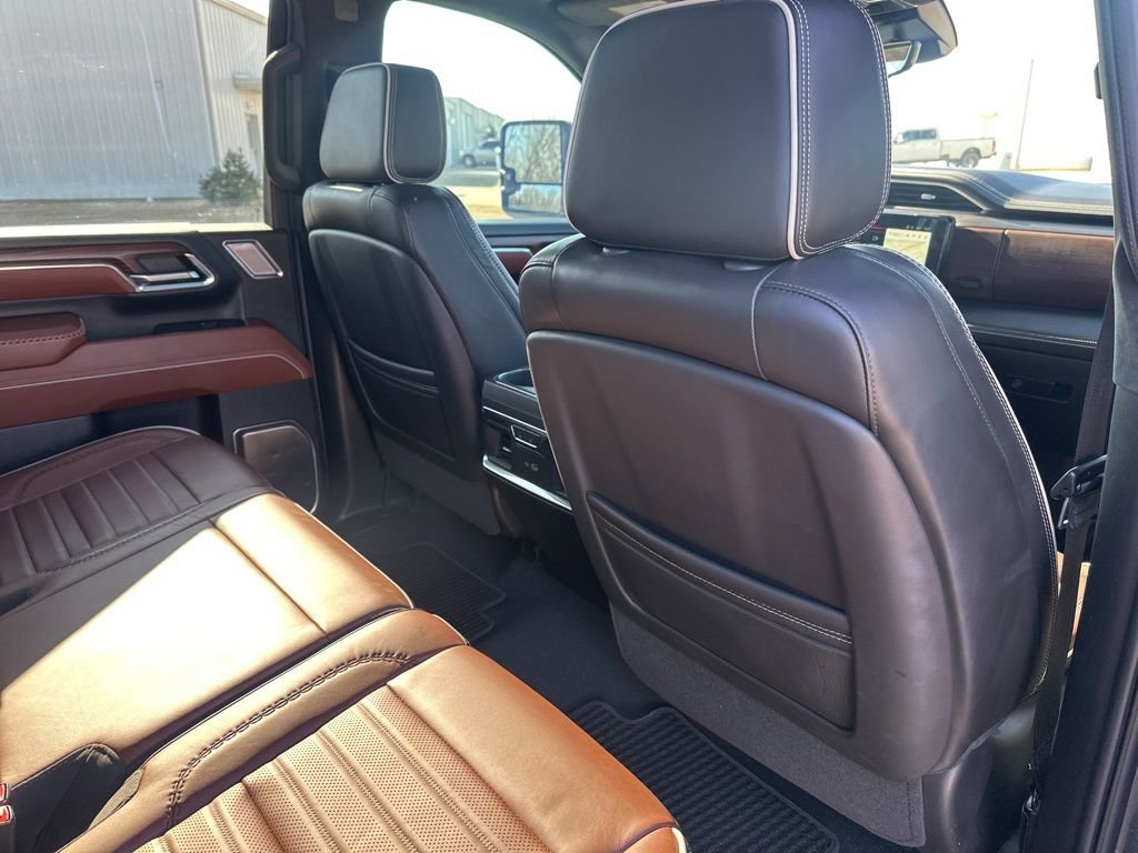 Used 2024 GMC Sierra 3500 Denali Ultimate image 50