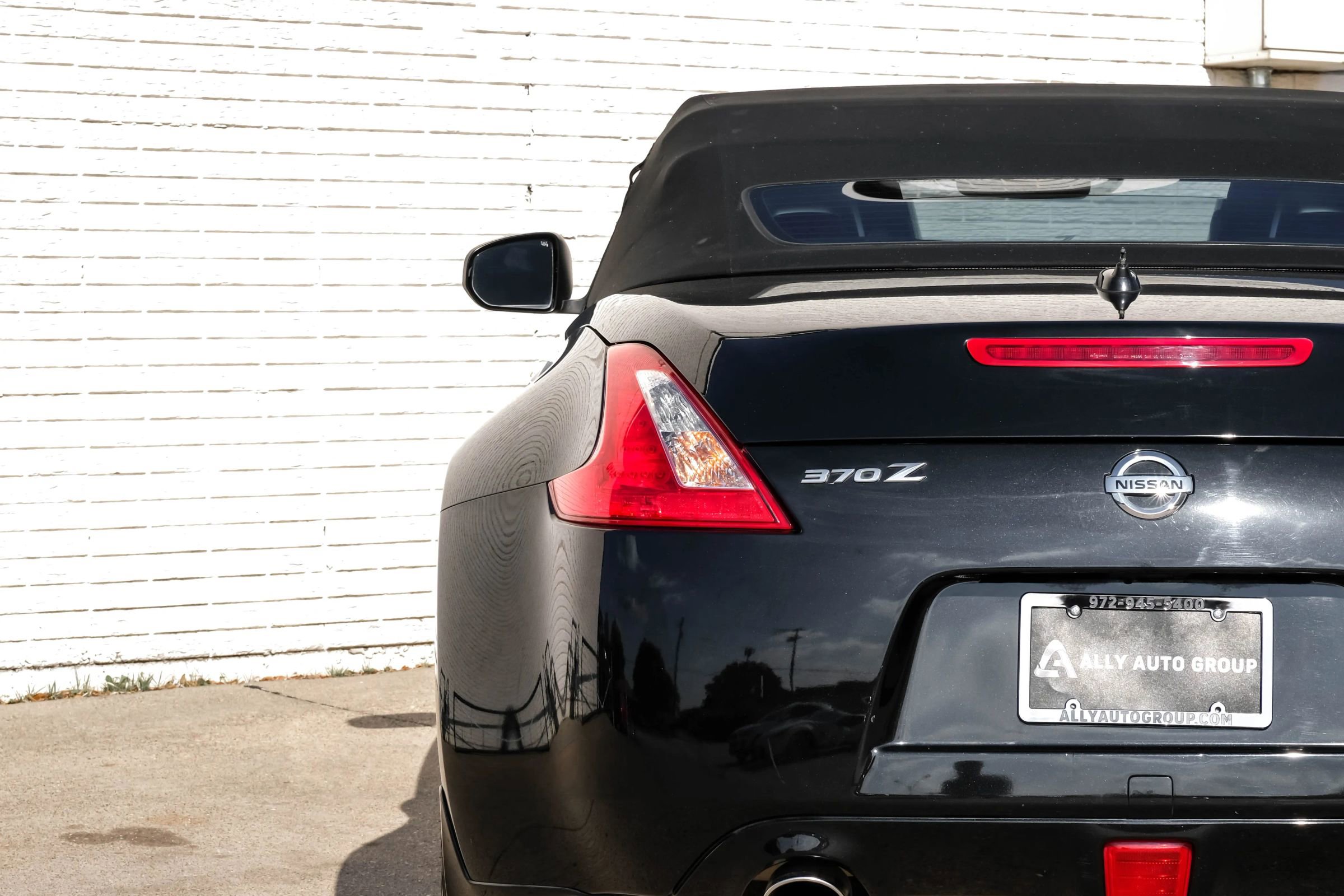 Used 2014 Nissan 370Z Roadster image 36