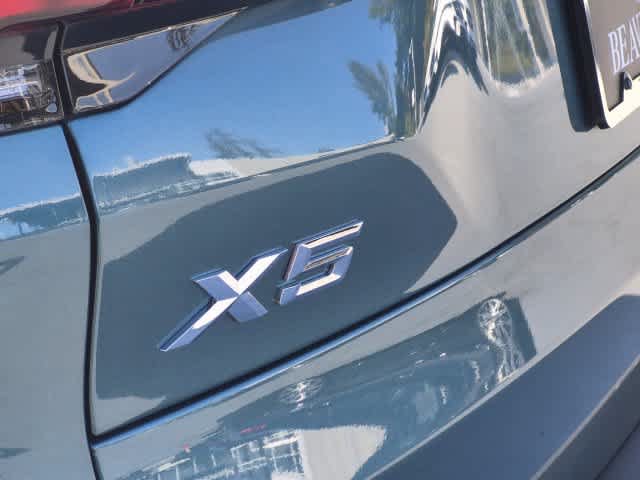 Used 2025 BMW X5 xDrive40i w/ Premium Package AWD/4WD image 12