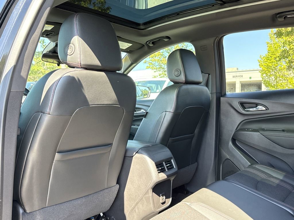 Used 2023 Chevrolet Equinox RS image 13