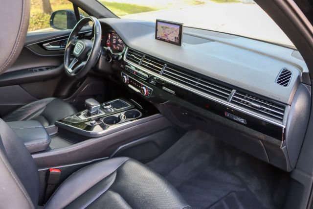 Used 2018 Audi Q7 3.0T Prestige w/ Prestige Package image 38
