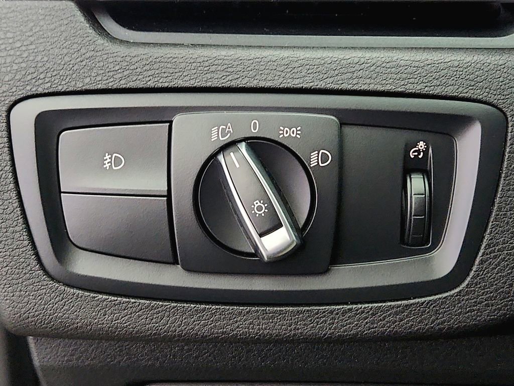 Used 2017 BMW X1 xDrive28i image 23