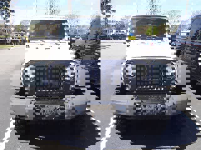 Used 2014 Jeep Wrangler Sport image 2