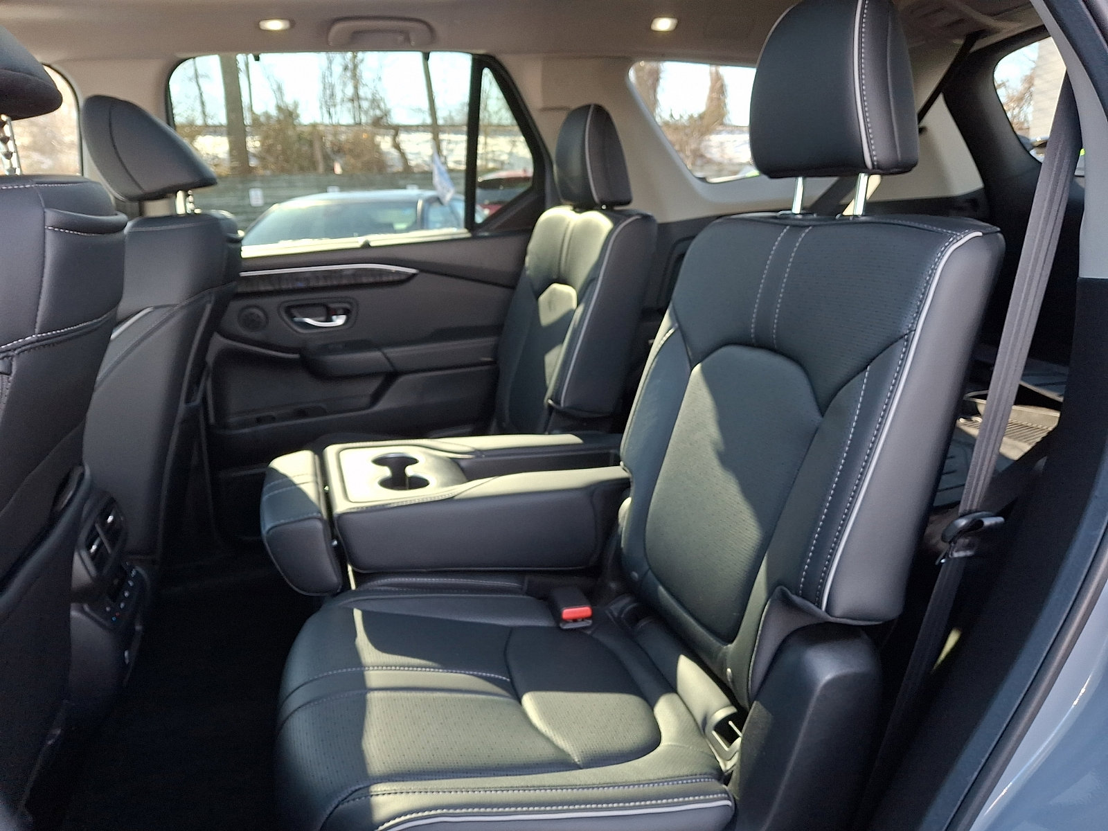 Certified 2025 Honda Pilot Elite image 9