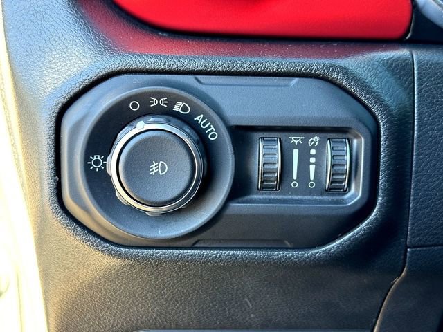 Used 2022 Jeep Wrangler Unlimited Rubicon image 14