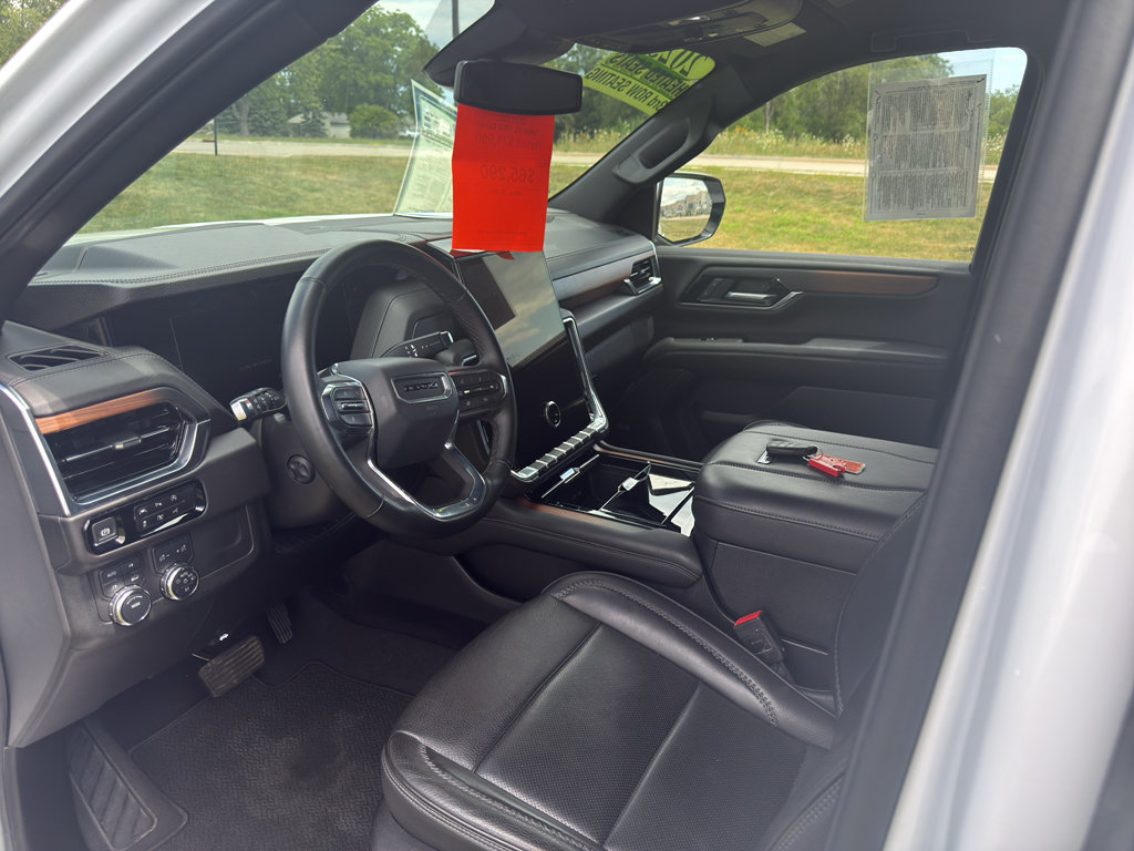 Used 2025 GMC Yukon XL Denali AWD/4WD image 58
