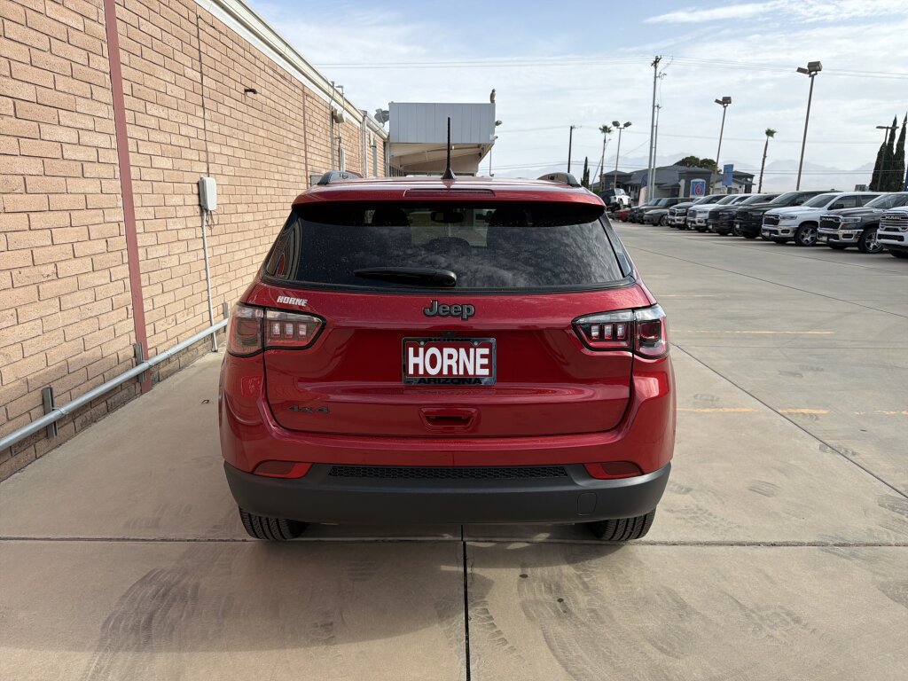 New 2026 Jeep Compass Latitude AWD/4WD image 5