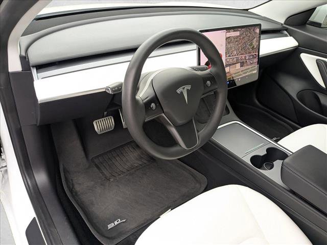 Used 2021 Tesla Model 3 Standard Range Plus image 10