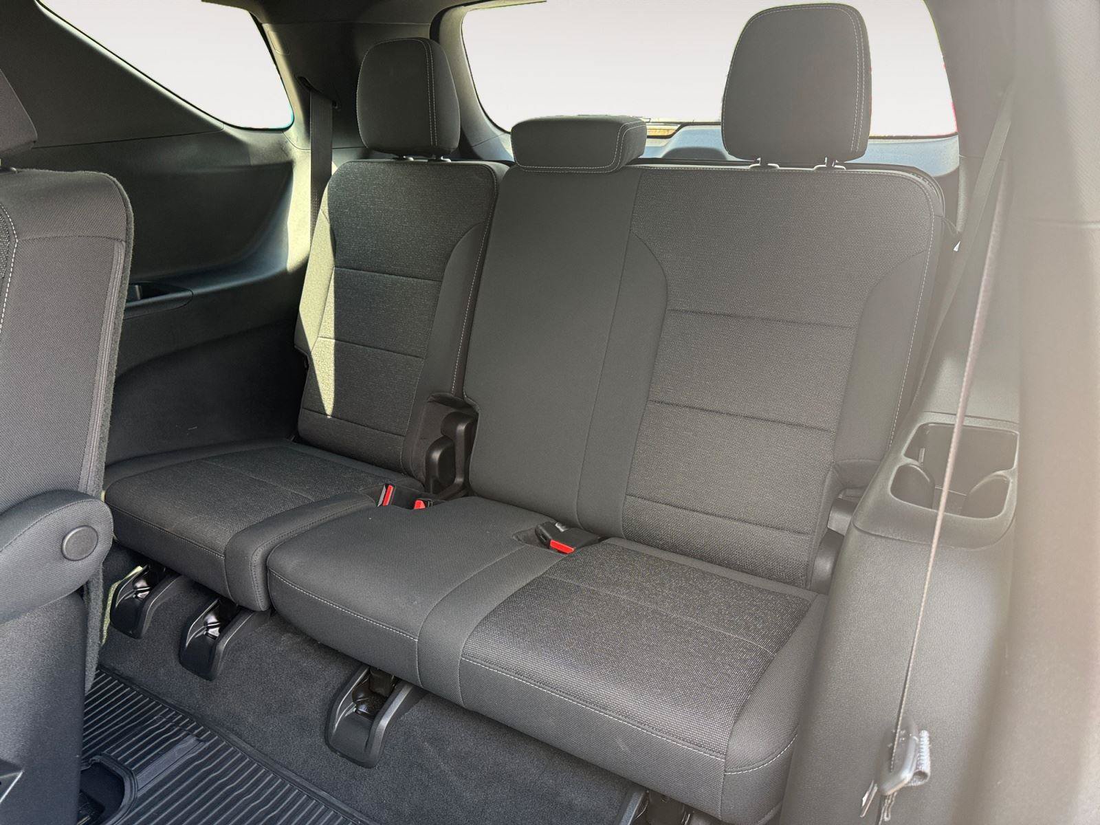 Used 2026 Chevrolet Traverse LT w/ LPO, Floor Liner Package FWD image 20