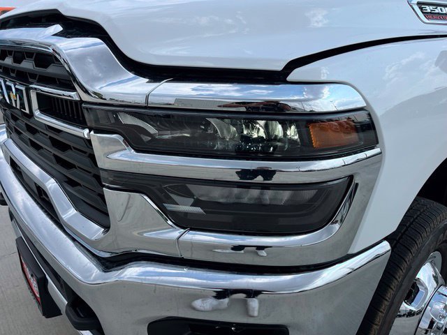 New 2027 RAM 3500 Tradesman AWD/4WD image 13