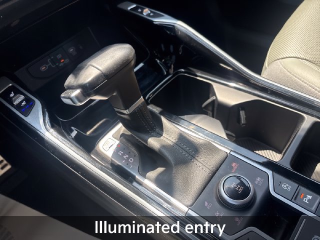 Used 2024 Kia Sorento SX Prestige w/ Sage Leather Package AWD/4WD image 18