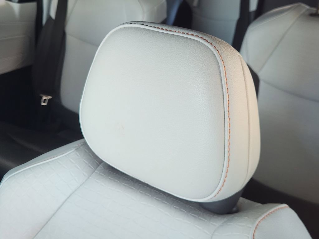 Used 2022 Toyota Sienna XSE w/ XSE Plus Package FWD image 25