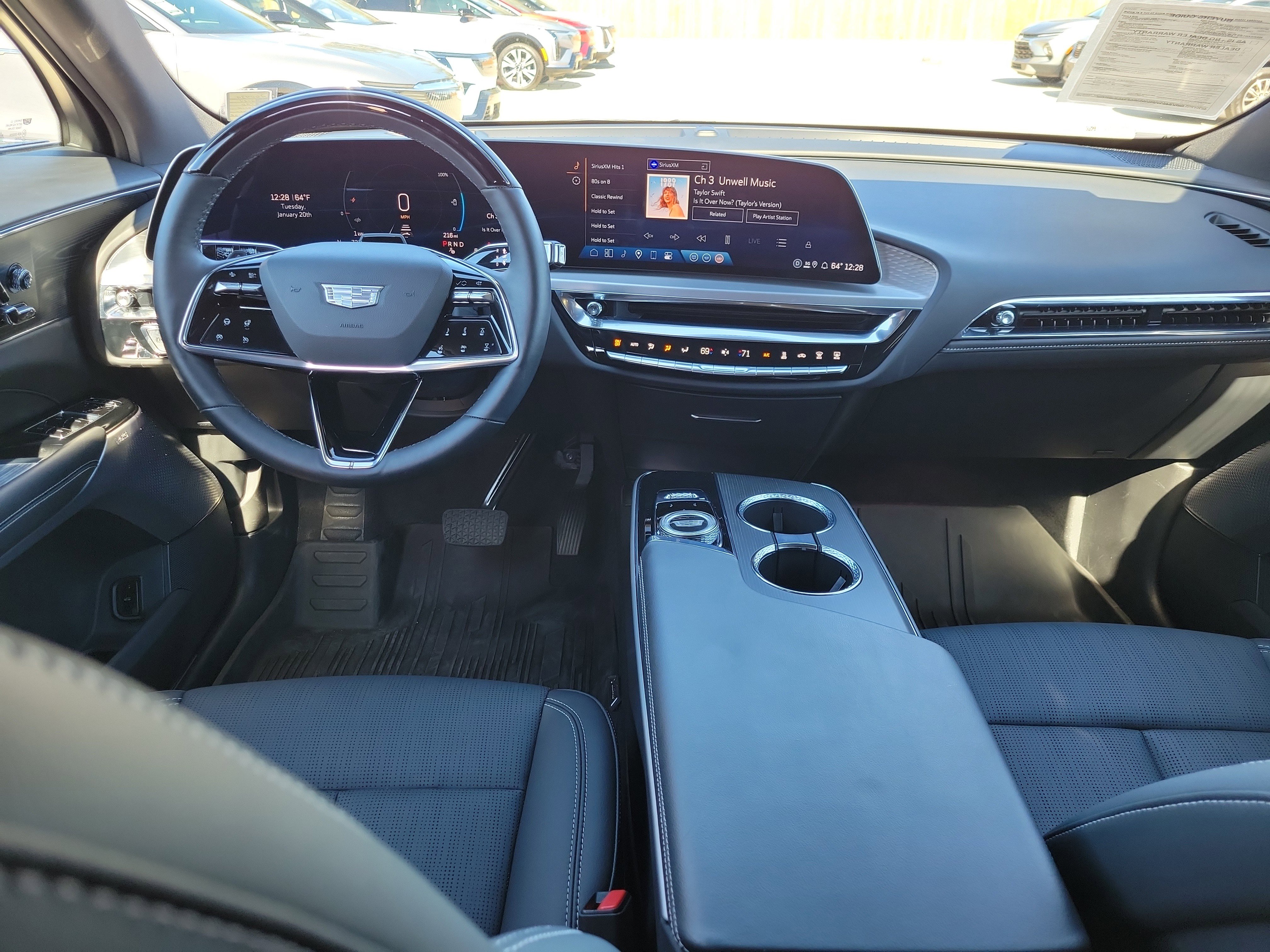 Used 2024 Cadillac Lyriq Luxury w/ LPO, Floor Liner Package image 13