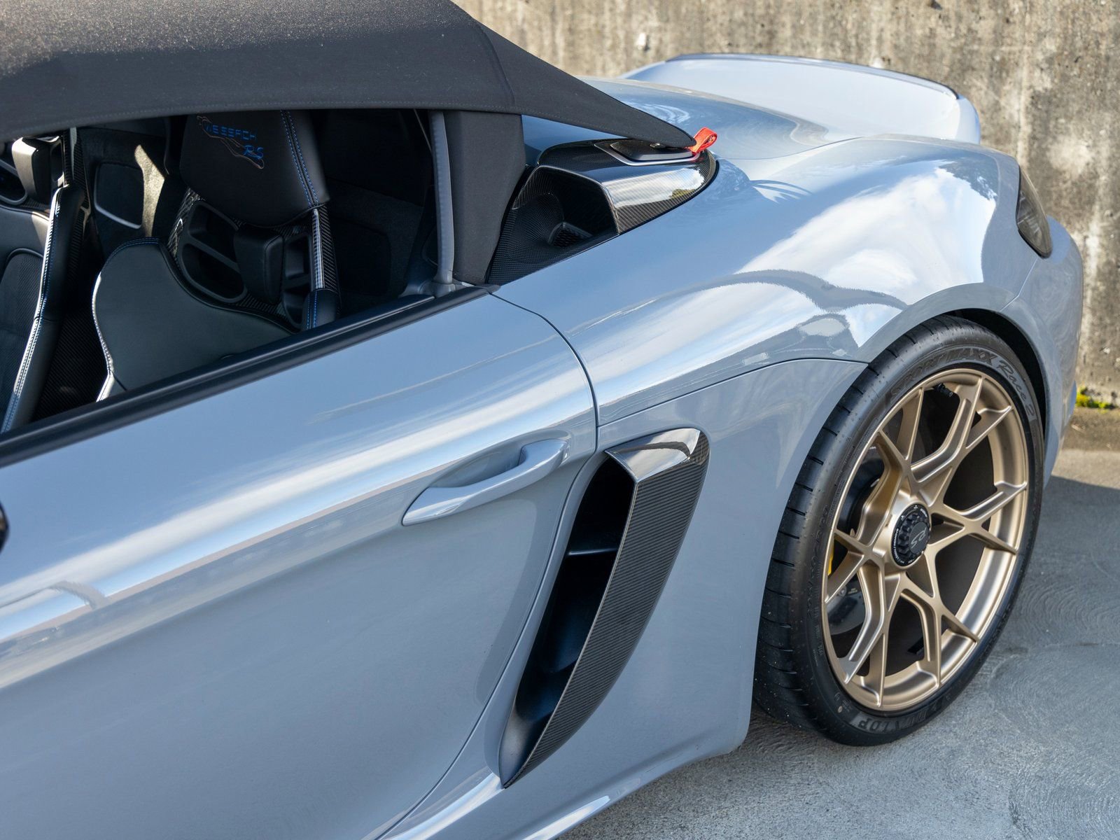 Certified 2025 Porsche 718 Boxster Spyder RS image 18