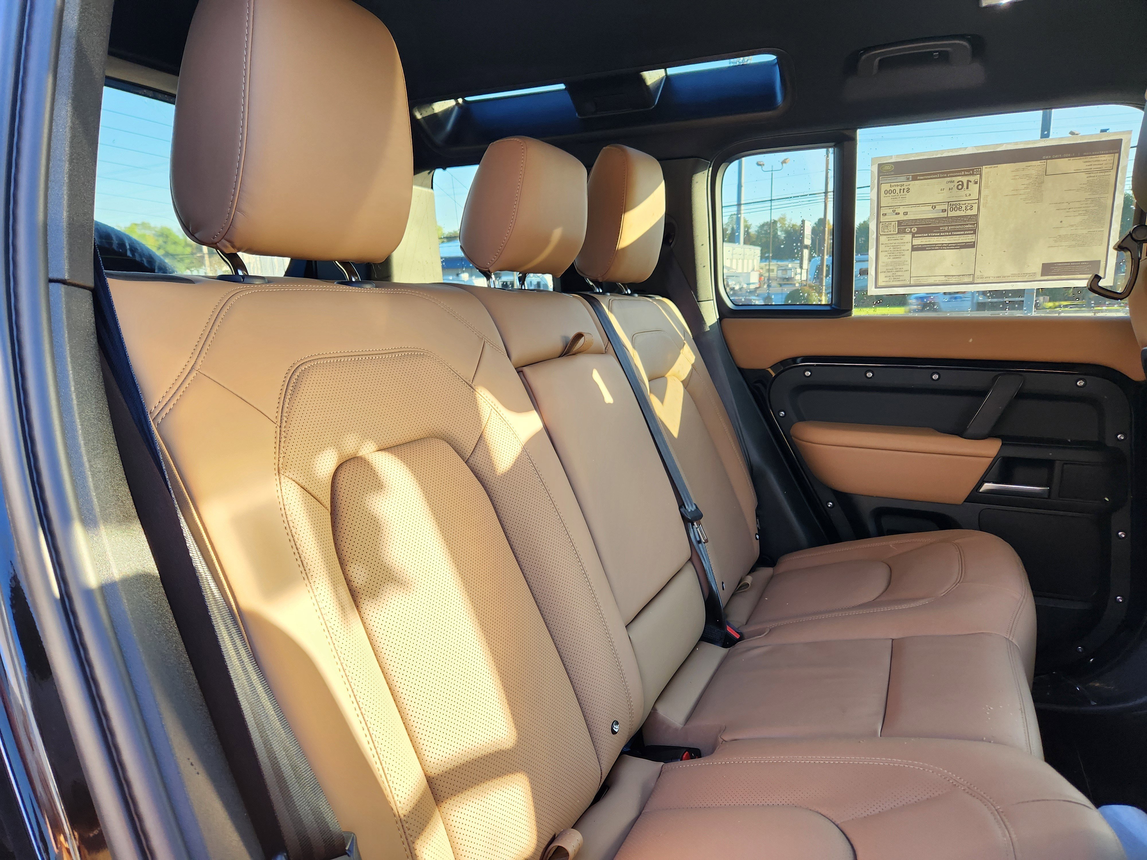 New 2026 Land Rover Defender 110 X-Dynamic SE image 11