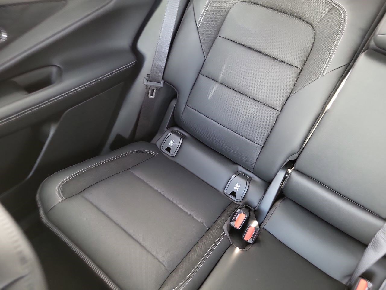 New 2026 Chevrolet Blazer EV LT image 12
