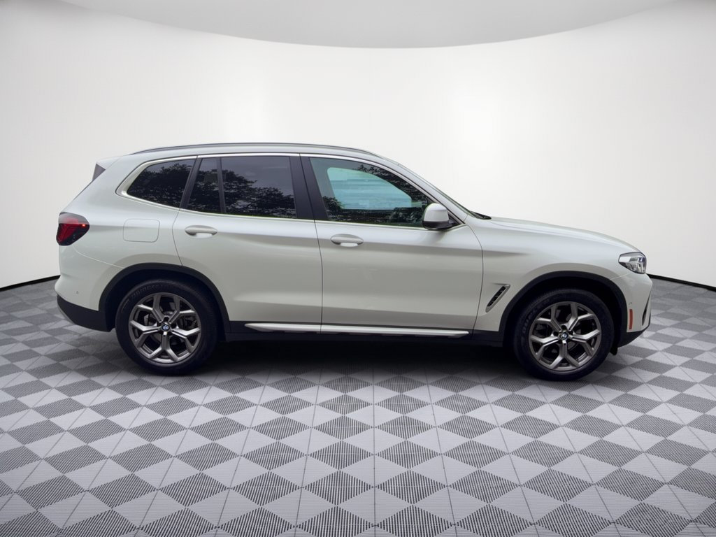 Used 2024 BMW X3 xDrive30i w/ Premium Package AWD/4WD image 8