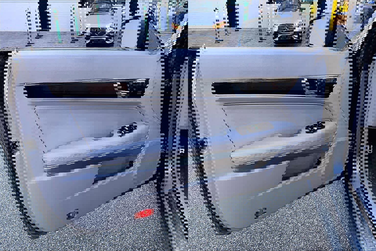 Used 2010 Mercedes-Benz E 350 Coupe image 19