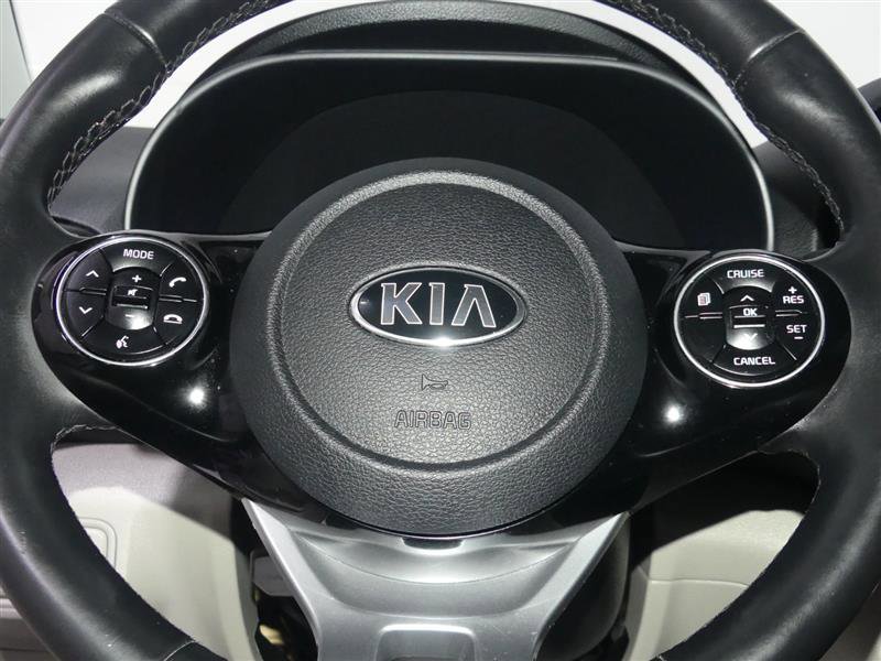 Used 2020 Kia Soul EX image 31