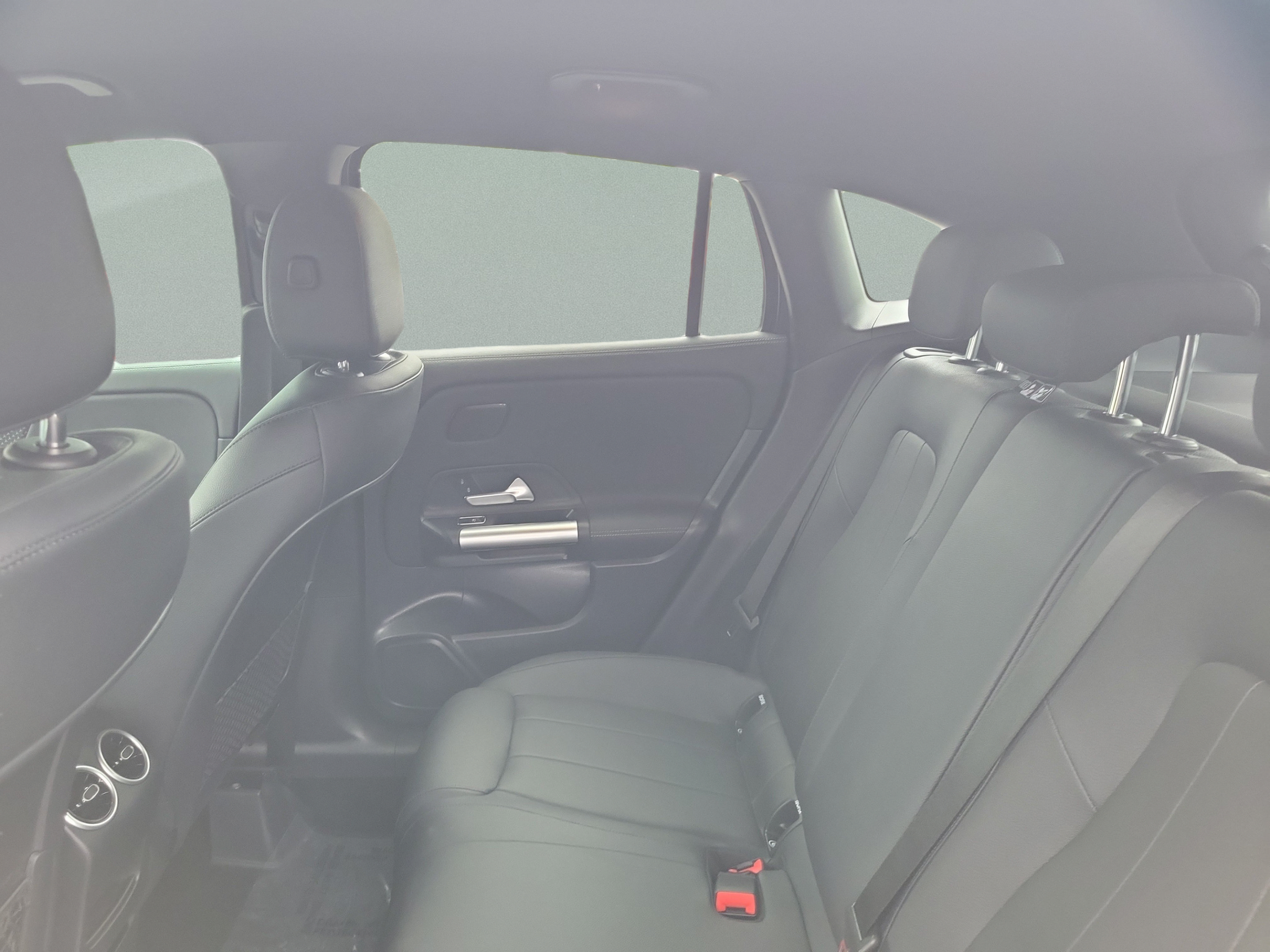 Certified 2025 Mercedes-Benz GLA 250 image 6