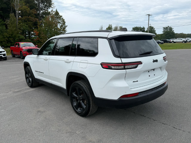 Used 2023 Jeep Grand Cherokee L Laredo AWD/4WD image 3
