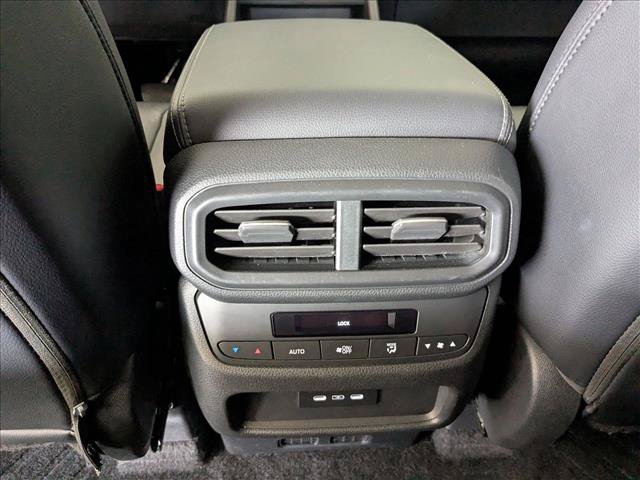 Used 2024 Honda Pilot EX-L image 16