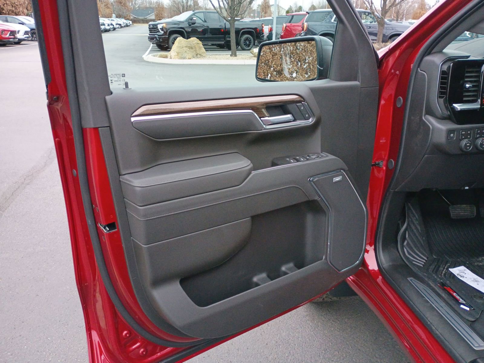 New 2026 Chevrolet Silverado 1500 LT Trail Boss w/ LT Trail Boss Premium Package image 32