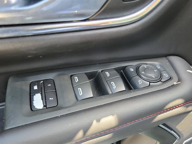 Used 2022 Chevrolet Suburban RST w/ Luxury Package RWD image 39