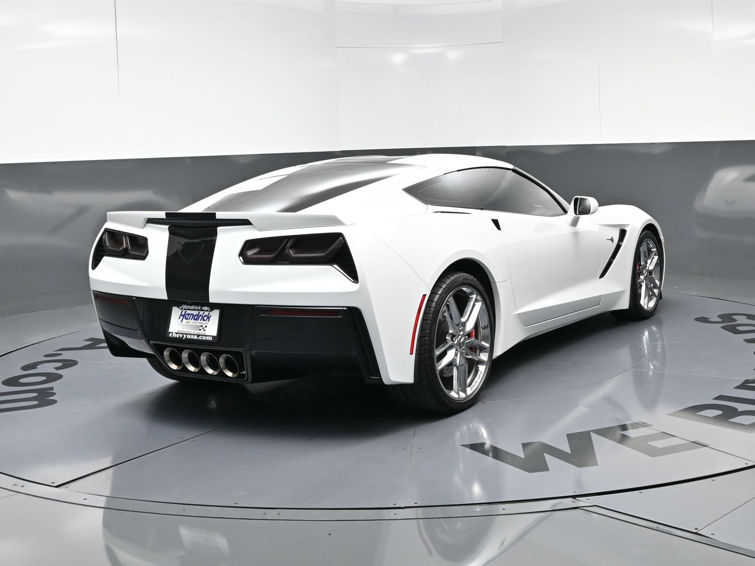 Used 2014 Chevrolet Corvette Stingray Coupe w/ 2LT Preferred Equipment Group RWD image 9