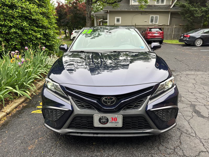 Used 2022 Toyota Camry SE FWD image 8