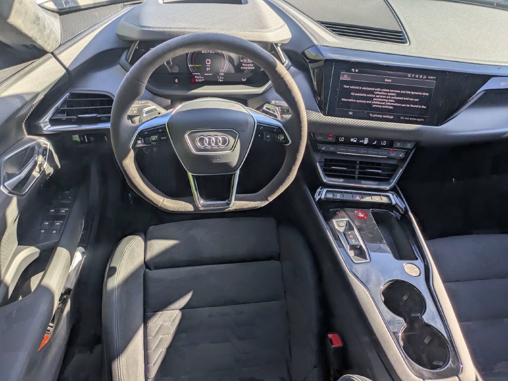 Used 2024 Audi e-tron GT Prestige AWD/4WD image 20