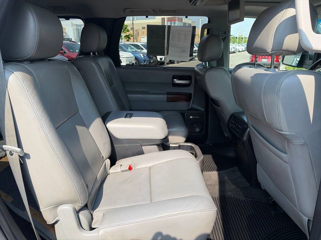 Used 2012 Toyota Sequoia Platinum AWD/4WD image 15