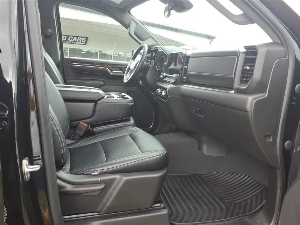 Used 2023 GMC Sierra 1500 Elevation AWD/4WD image 12