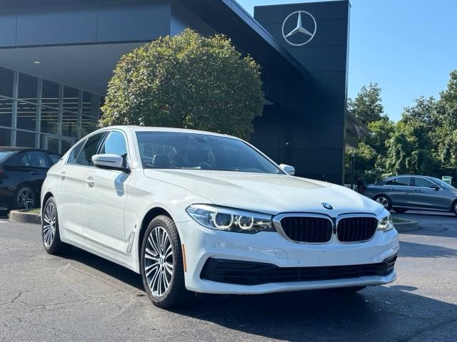 Used 2019 BMW 530e xDrive AWD/4WD image 1