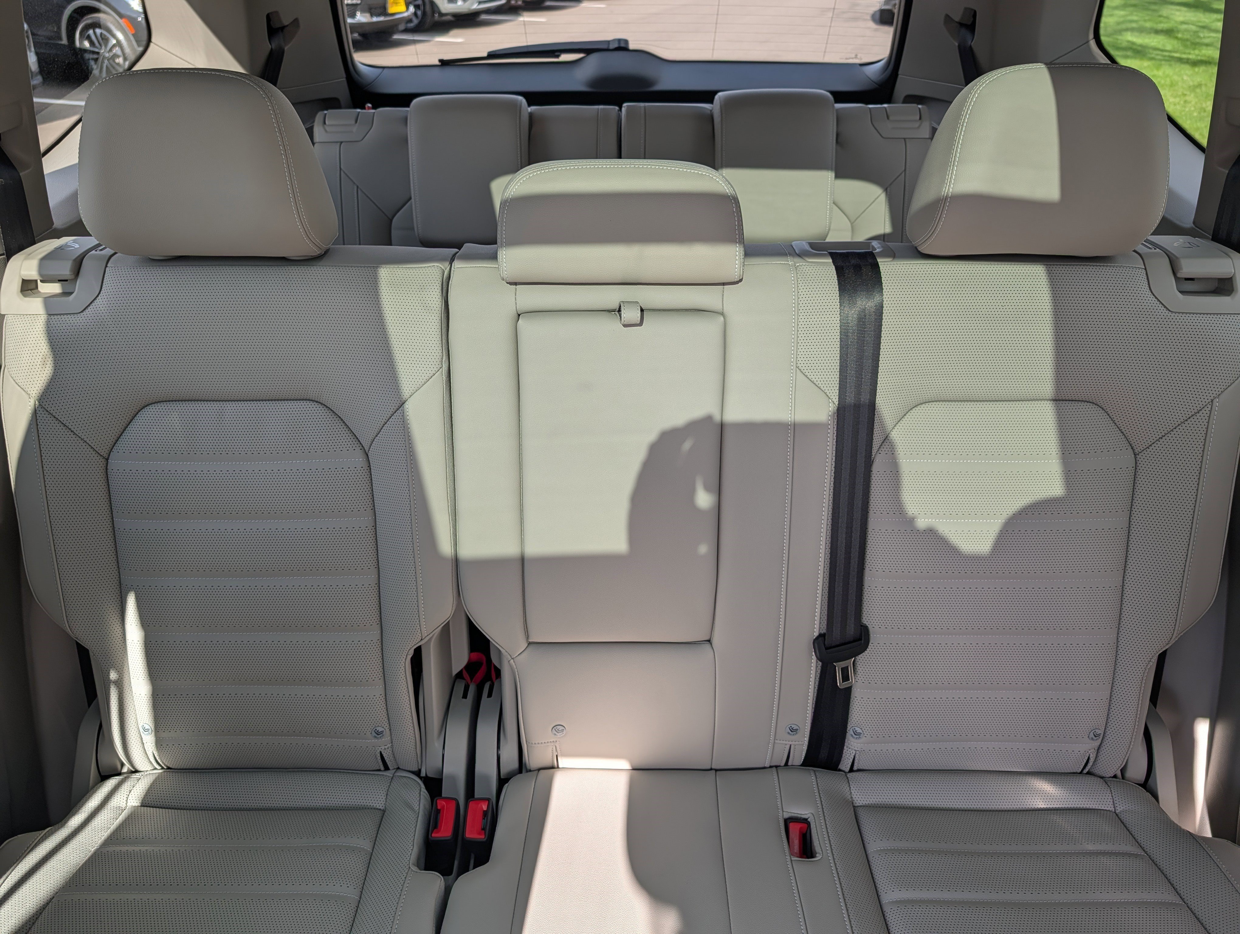 New 2026 Volkswagen Atlas SEL AWD/4WD image 8