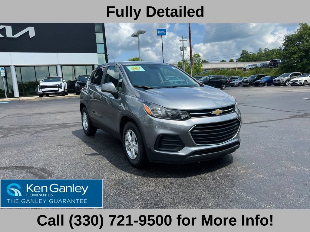 Used 2020 Chevrolet Trax LS w/ Tint and Cruise Package FWD image 5