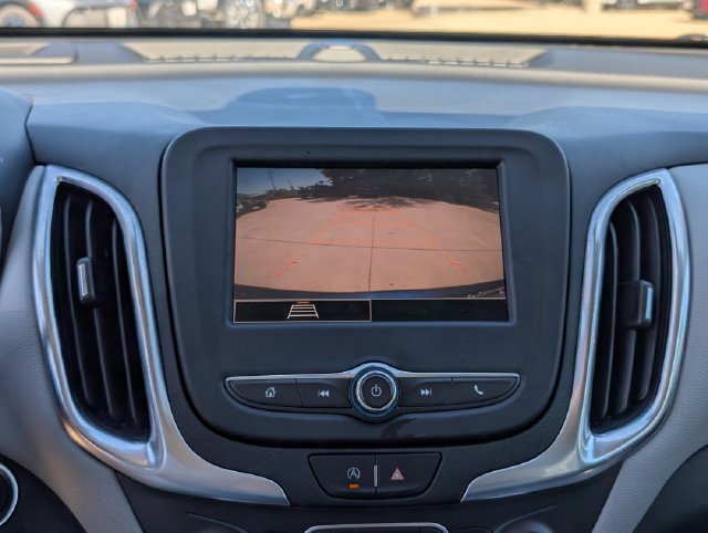 Used 2022 Chevrolet Equinox LS FWD image 22