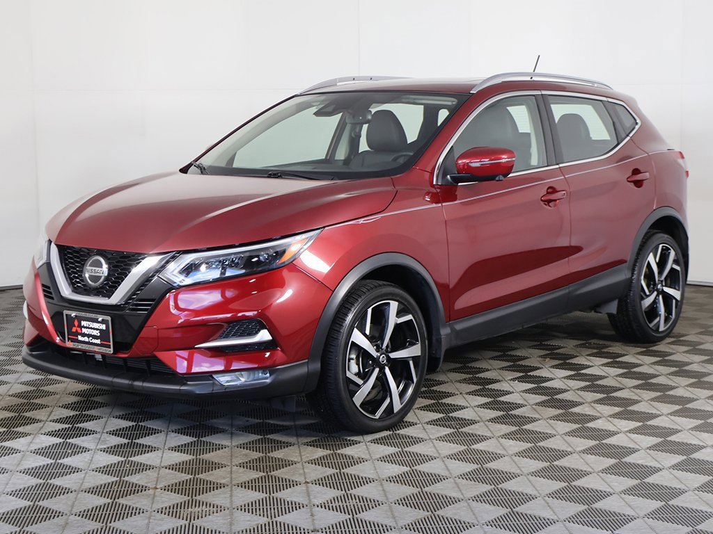Used 2022 Nissan Rogue Sport SL w/ Premium Package image 11