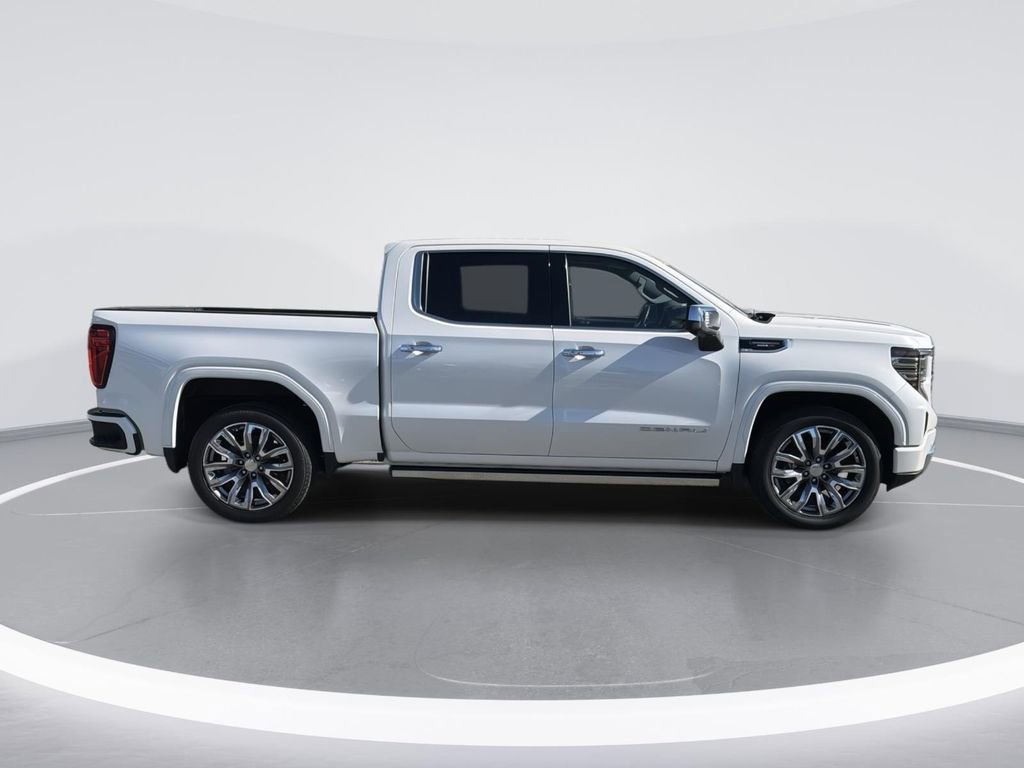 Used 2024 GMC Sierra 1500 Denali w/ Denali Reserve Package image 3
