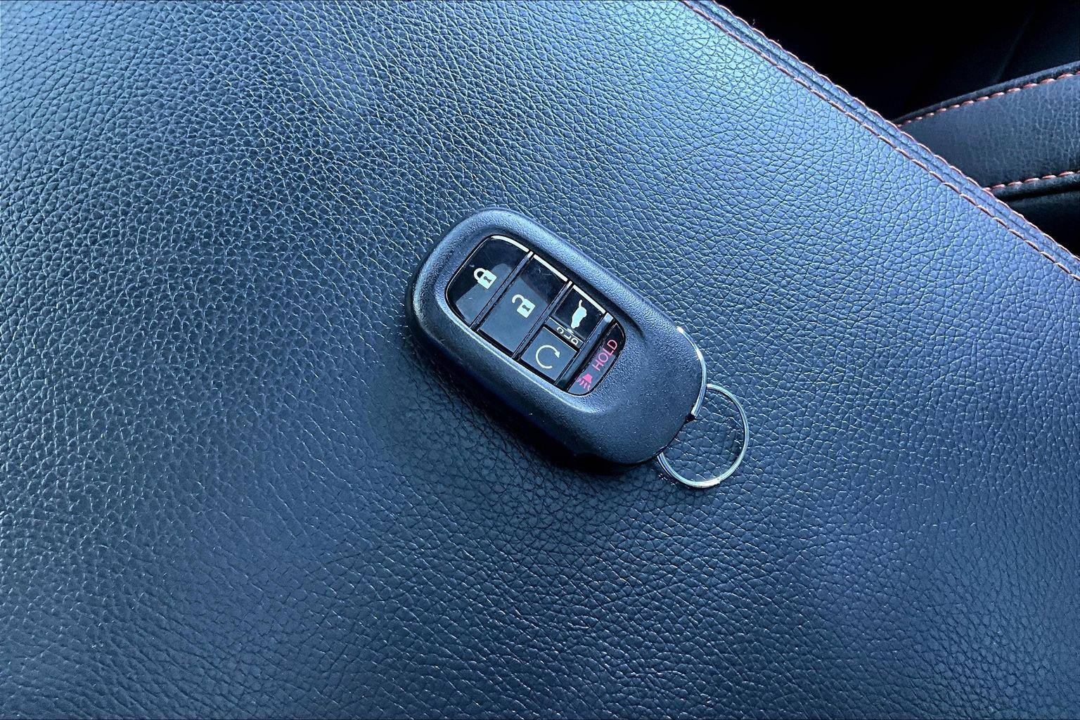 Used 2024 Honda Pilot TrailSport image 37