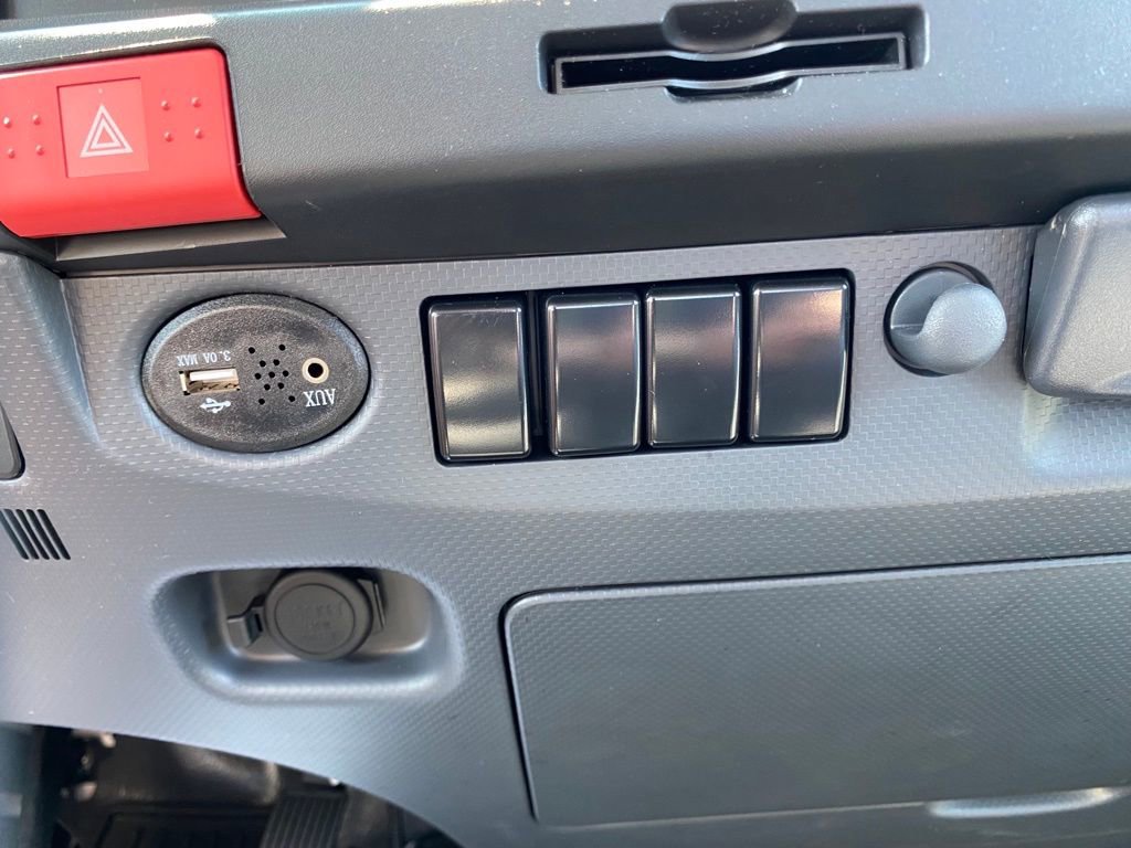 New 2024 Chevrolet Low Cab Forward image 18