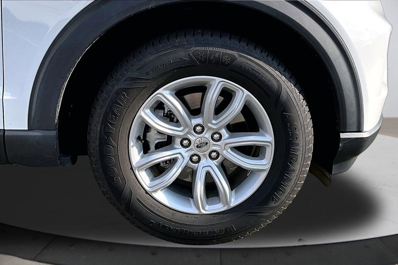 Used 2021 Ford Explorer 4WD w/ Class III Trailer Tow Package image 33