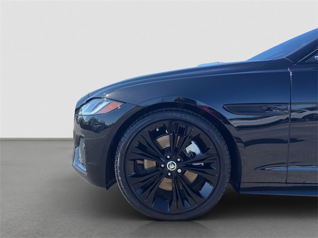 Used 2024 Jaguar XF R-Dynamic SE image 20