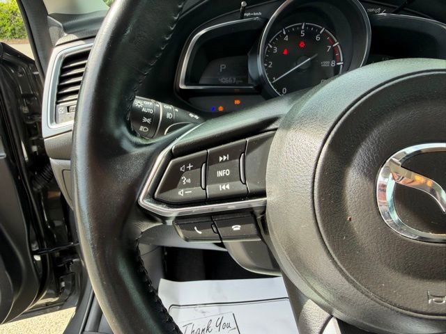 Used 2018 MAZDA MAZDA3 Grand Touring w/ Premium Equipment Package FWD image 17