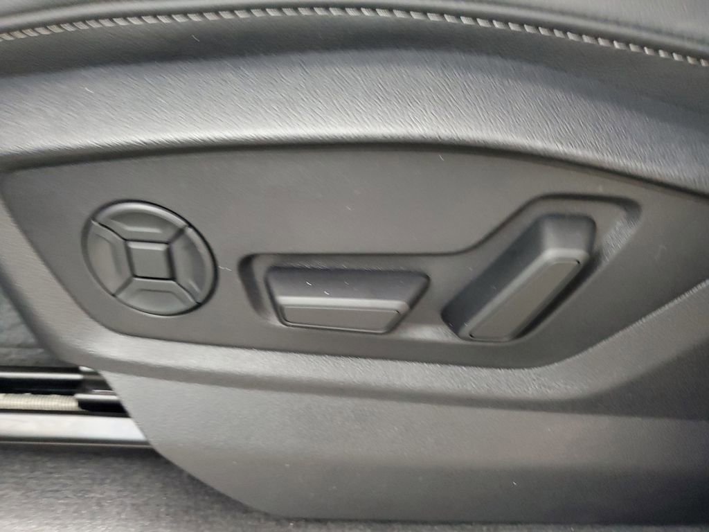 New 2026 Audi Q7 3.0T Premium Plus AWD/4WD image 21